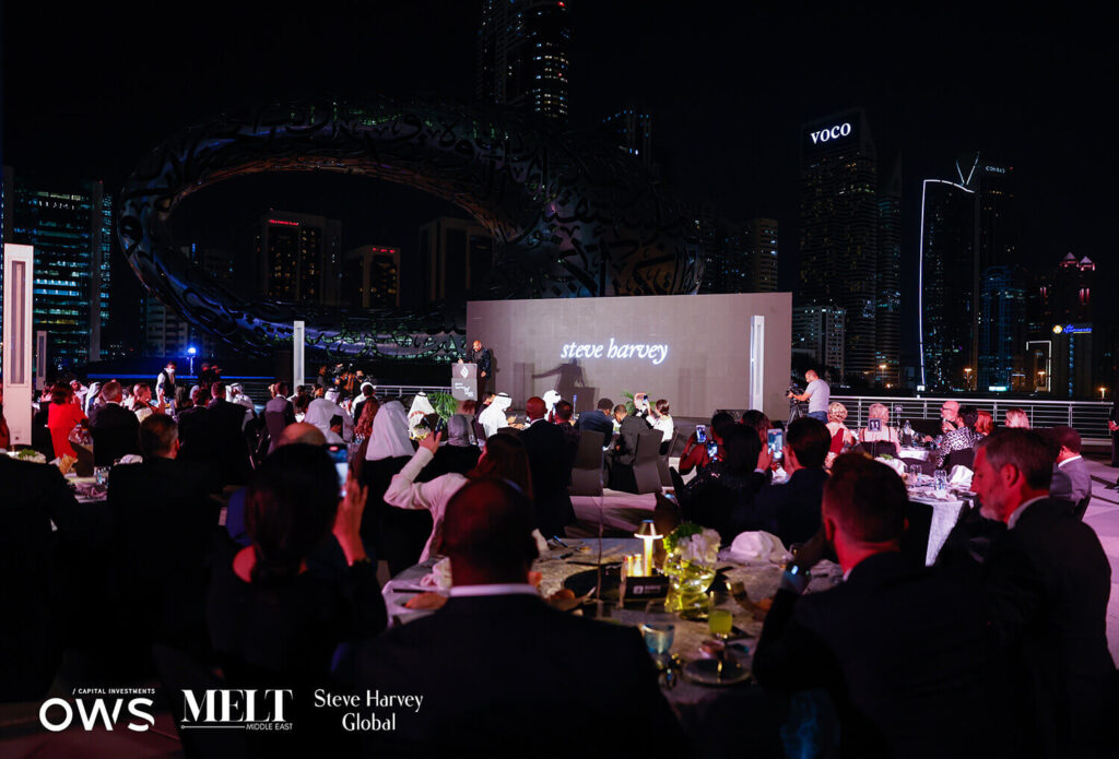 Image of the guests for the evening at presentation